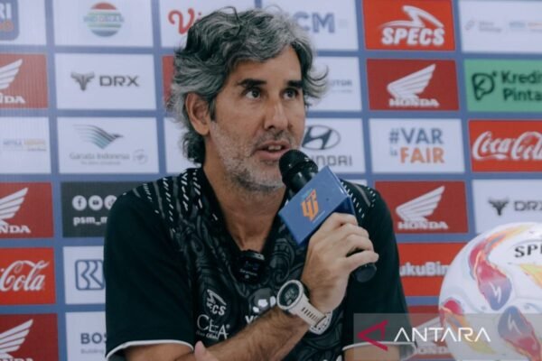 Setelah Meninggalkan Bali United, Teco Cugurra Terus Berkarier di Indonesia