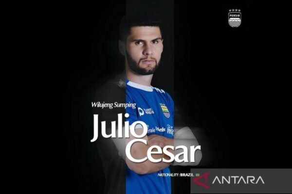 Persib Rekrut Julio Cesar sebagai Bek Tengah Terbaru