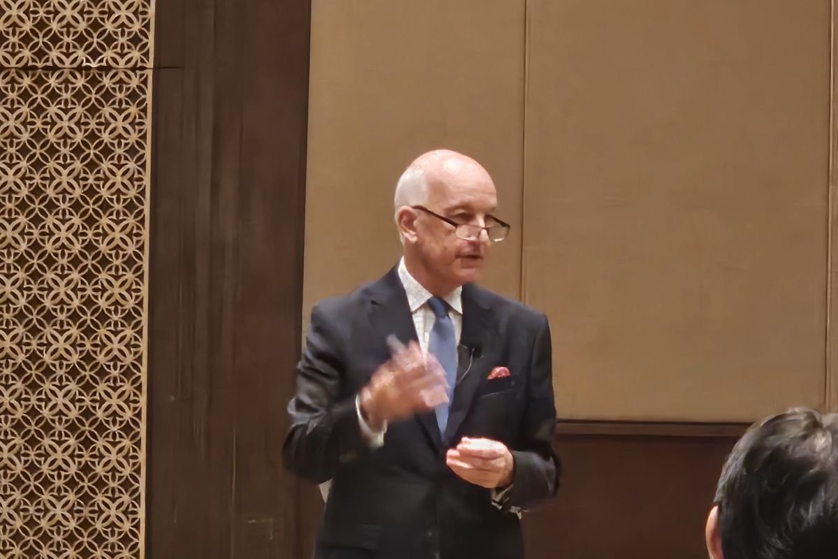 PSSI Mengundang Direktur Teknik IFAB David Elleray untuk Pelatihan Aturan Permainan