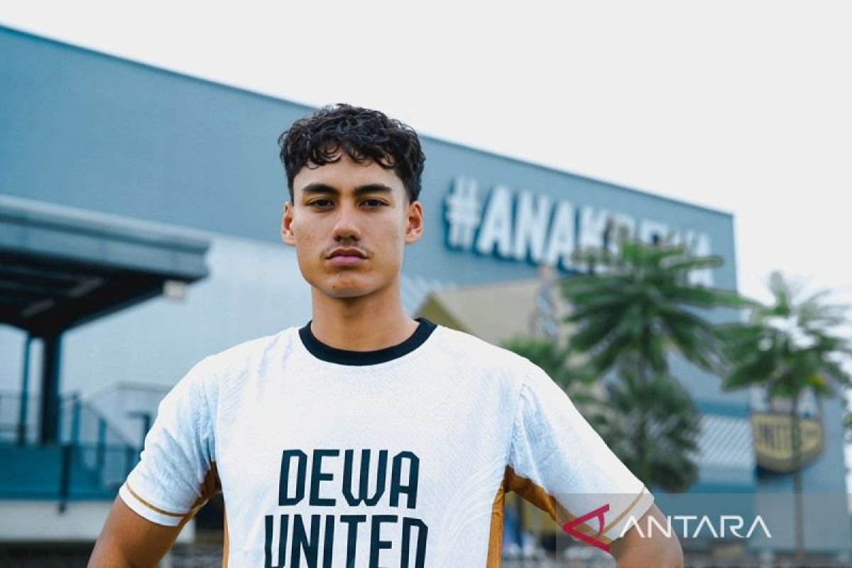 Rafael Struick Resmi Menjadi Anggota Dewa United