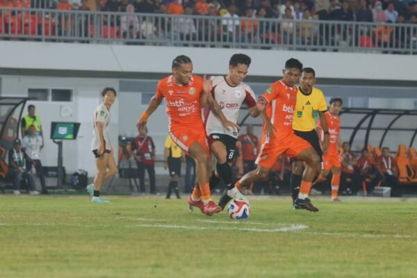 Persiraja dan Garudayaksa Berbagi Poin dengan Skor 1-1 di Kandang