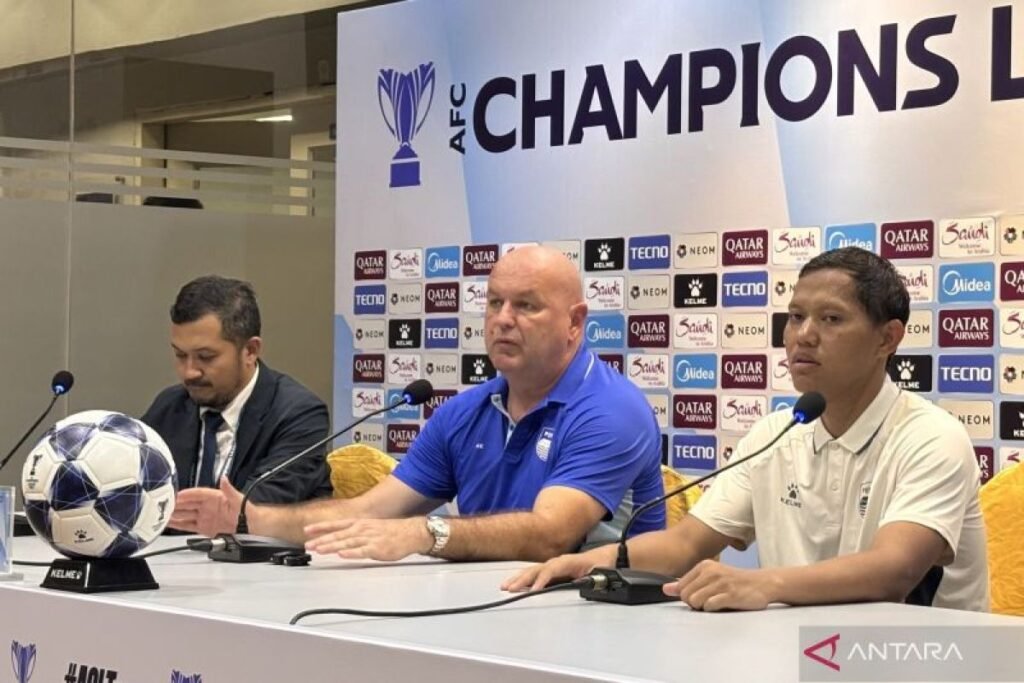 Persib Bandung Tegaskan Rumor Keberadaan Bojan Hodak dalam Bursa Pelatih Timnas Tidak Benar